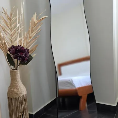 Modus Mare Gjiri I Lalzit *