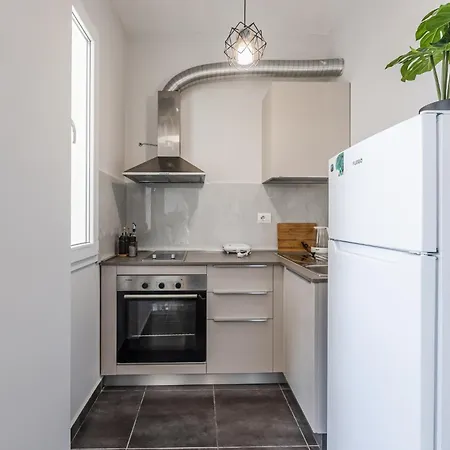 The Seabreeze By Pikhost