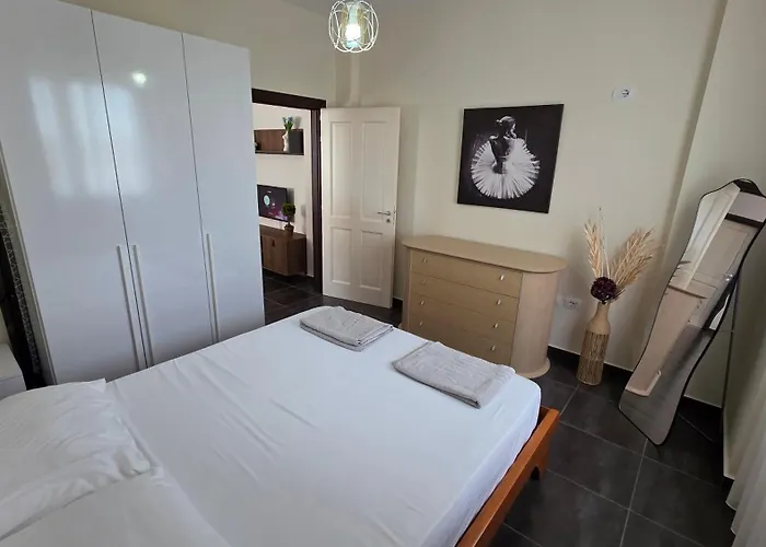 The Seabreeze By Pikhost Apartamento