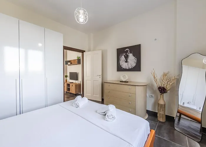 The Seabreeze By Pikhost *