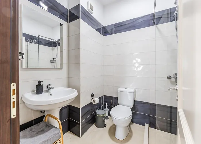 The Seabreeze By Pikhost