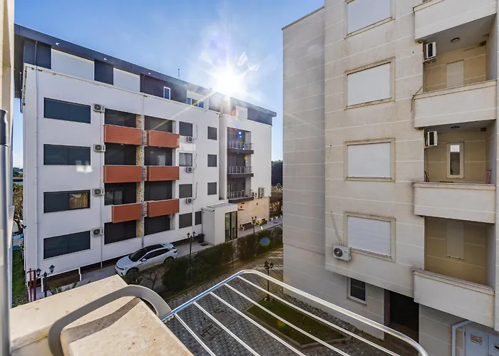 The Seabreeze By Pikhost *