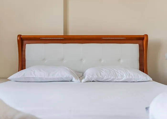 The Seabreeze By Pikhost Apartamento