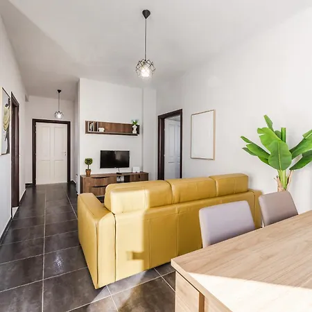 The Seabreeze By Pikhost *