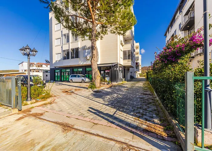 The Seabreeze By Pikhost